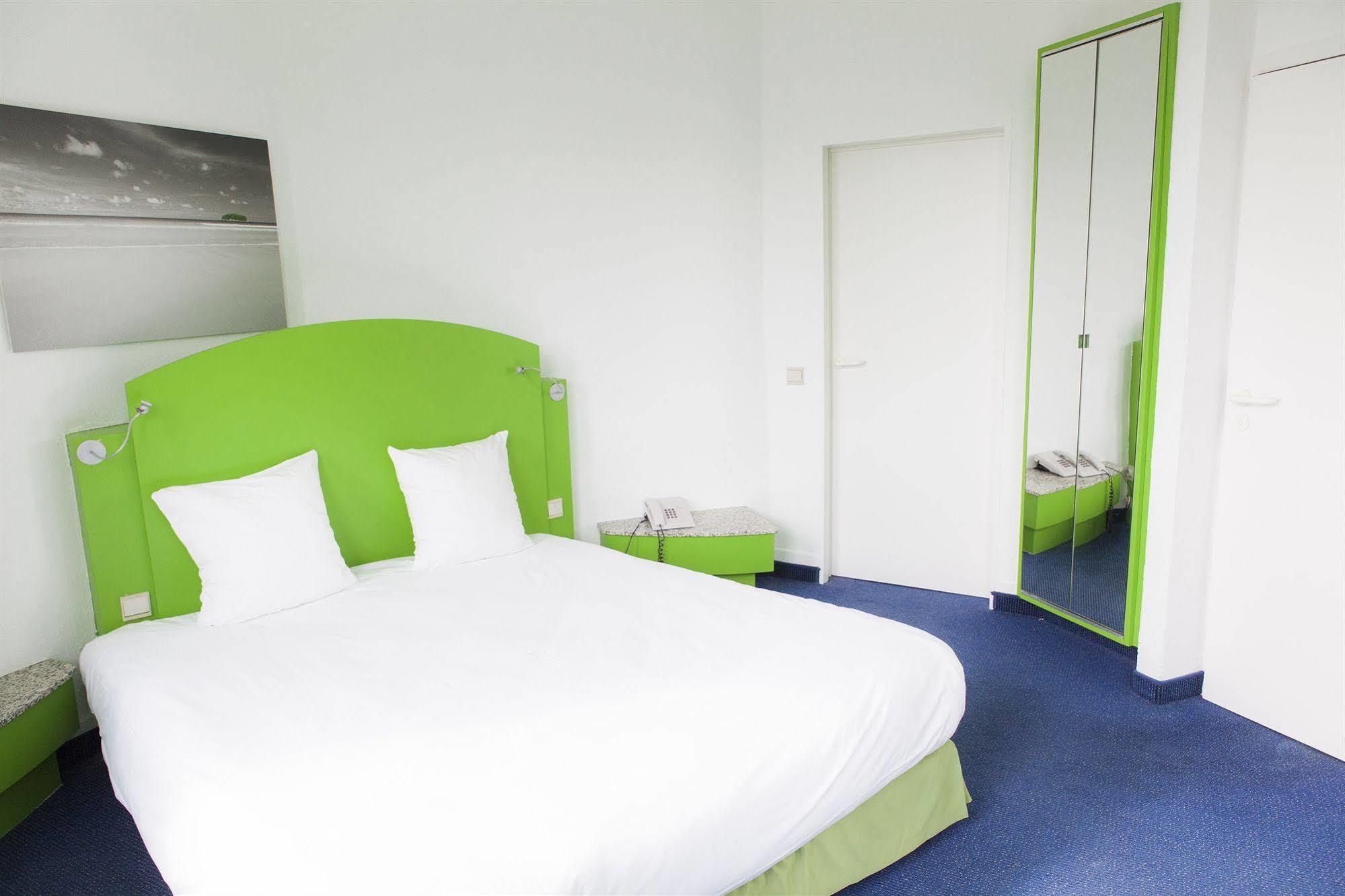 Hotel Siru Saint-Josse-ten-Noode Zimmer foto